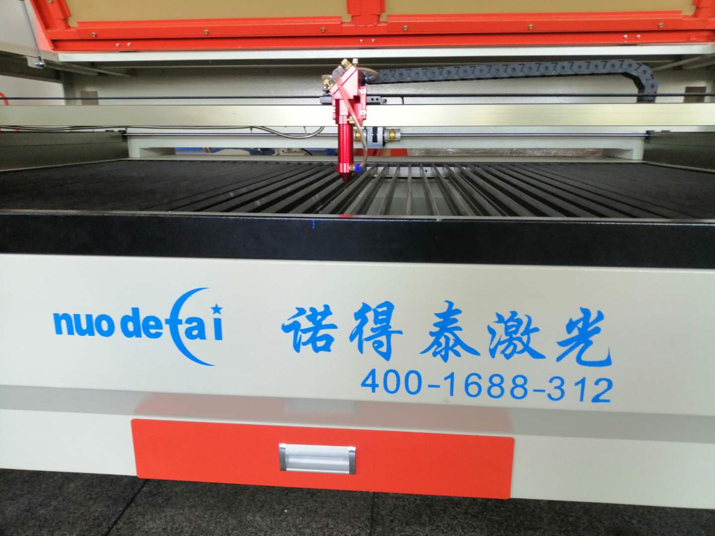 亞克力激光切割機(jī)需要多少錢，小型機(jī)價(jià)格