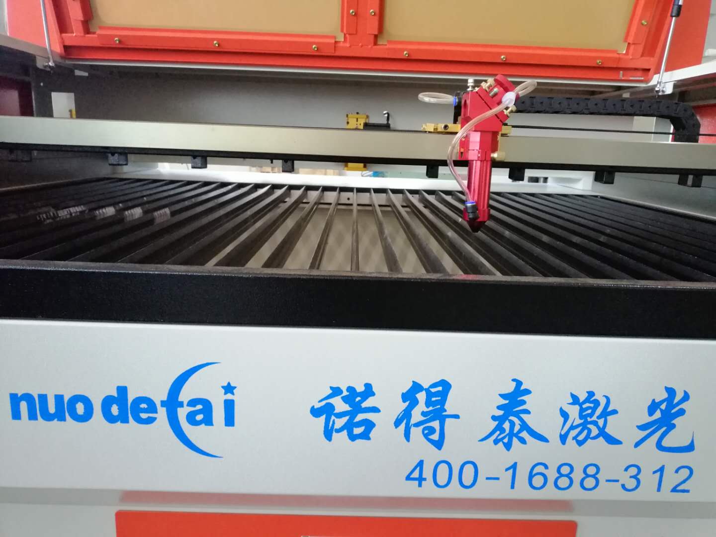 把一臺激光切割機質(zhì)量做好需要做到面面具到！
