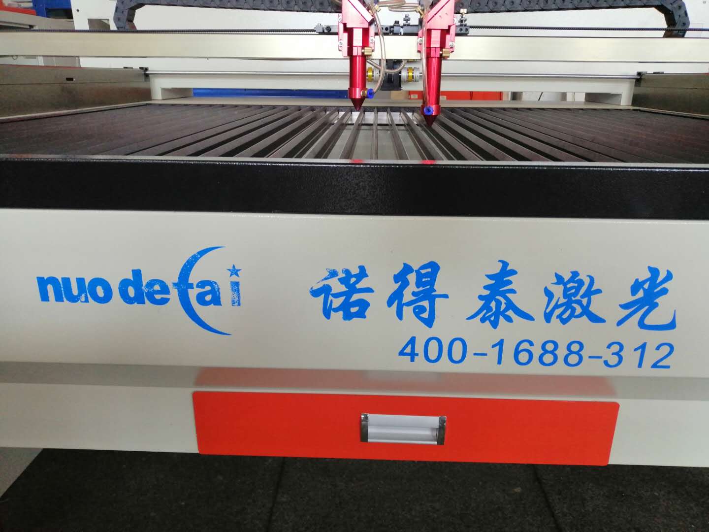門牌標(biāo)識行業(yè)激光切割機(jī)優(yōu)勢體現(xiàn)在哪些方面？